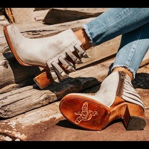 Freebird Hermosa Booties - Size 8